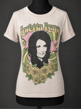 Loretta Lynn distressed retro 70s white screen print tshirt.  XS